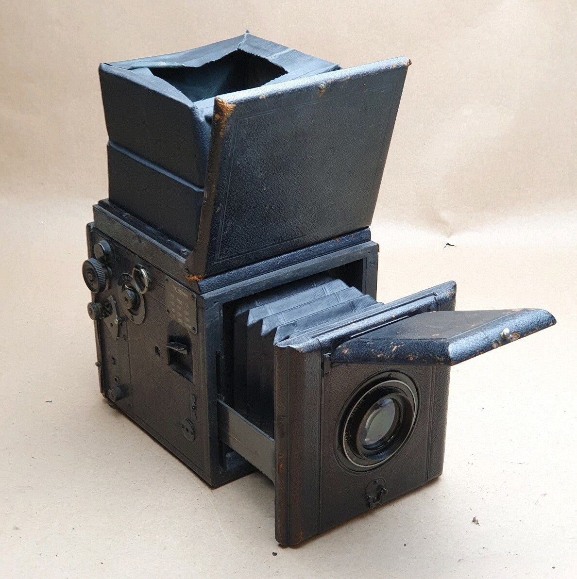 W. Butcher & Sons Popular Pressman Reflex folding camera+Aldis-Butcher 6In 19250