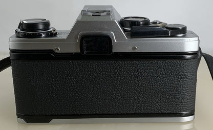 Olympus OM10 35mm Film SLR Manual Camera + Olympus 50mm f/1:1.8 MC + Case #1364