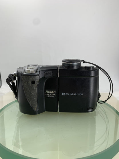 Nikon DigitalCamera Coolpix 4500 4.0MP BLACK 128MB CARD NO CHARGER TESTED - 6941