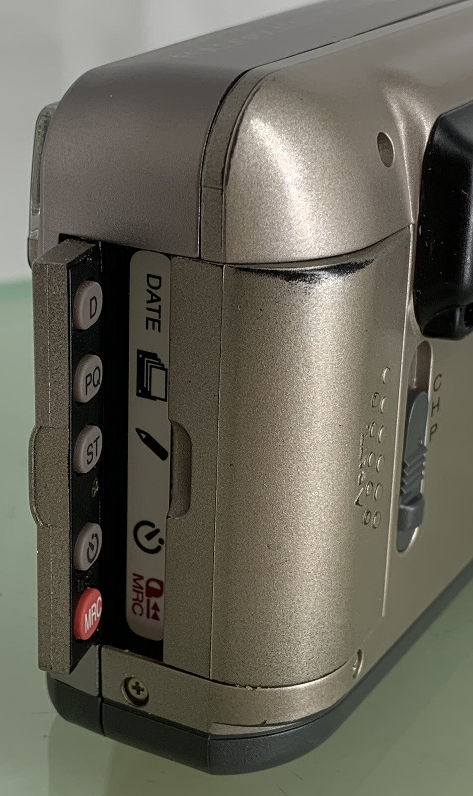 FUJIFILM FOTONEX 400IX ZOOM APS FILM COMPACT CAMERA~25-100MM EBC LENS -7806