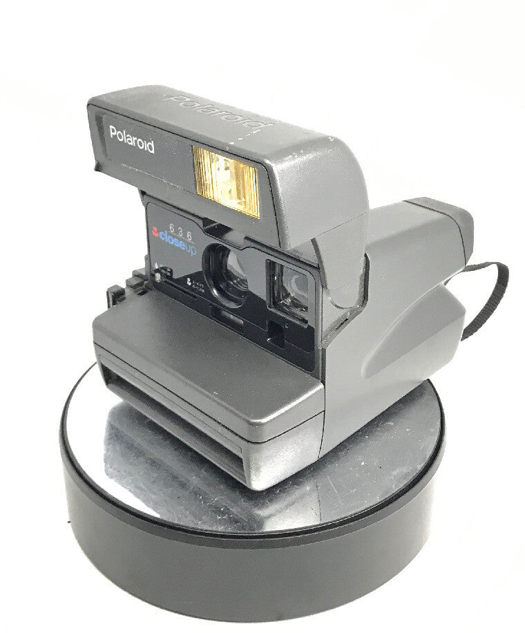 Polaroid 636 Close Up Instant Camera In Good Condition , Boxed , Great /1092