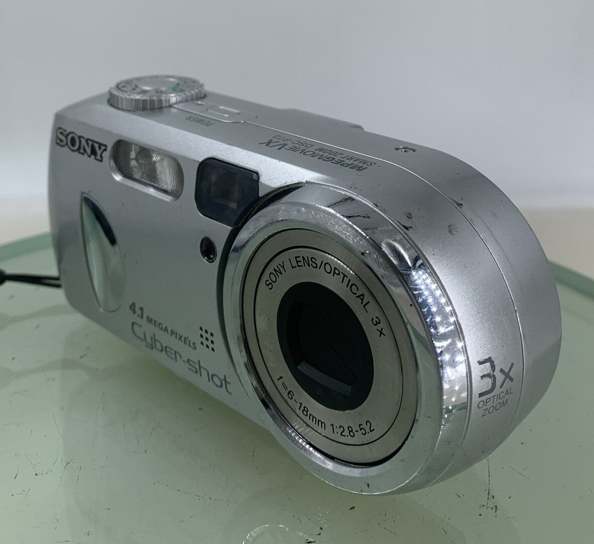 SONY Cyber-Shot 4.1 Megapixels Digital Camera DSC-P73 Silver TESTED - 452