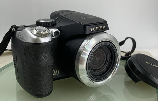 Fujifilm FINEPIX S8100fd 10.0mp 18x Camera Black + 1GB SD CARD TESTED - 1290