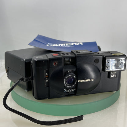 OLYMPUS XA2 Compact Camera 35mm Flash A11 D.ZUIKO 35mm f3.5 TESTED + Case  9240