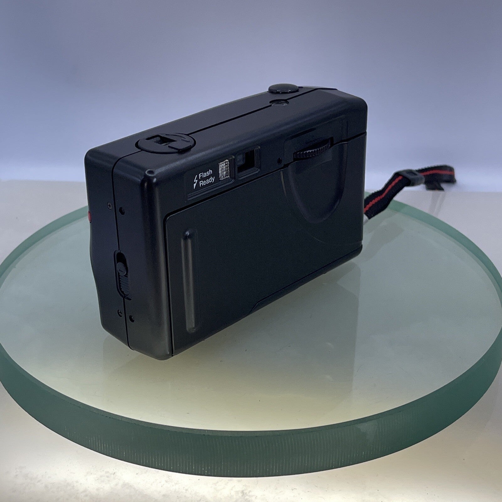 HALINA VISION SNAPZ 35mm Film PnS Point and Shoot Camera & Case #4754