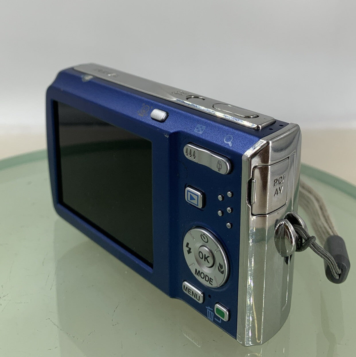 Pentax COMPACT  DIGITAL CAMERA Optio M60 10.0MP BLUE + CHARGER TESTED - 1676