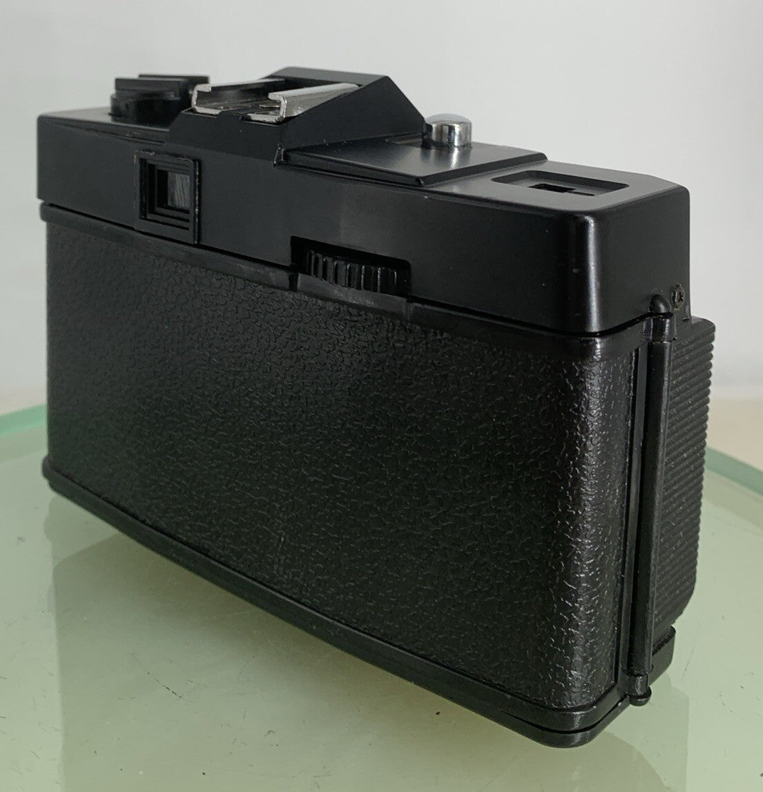SUPER 35 POINT AND SHOOT FILM CAMERA BLACK VINTAGE GOOD CONDITION TESTED - 7306
