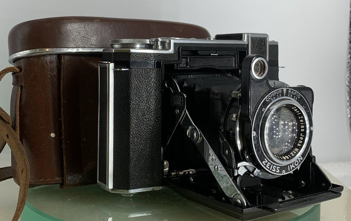 ZEISS IKON SUPER IKONTA 532/16 Folding Camera. Zeiss Tessar T 2.8/80mm Lens #2360