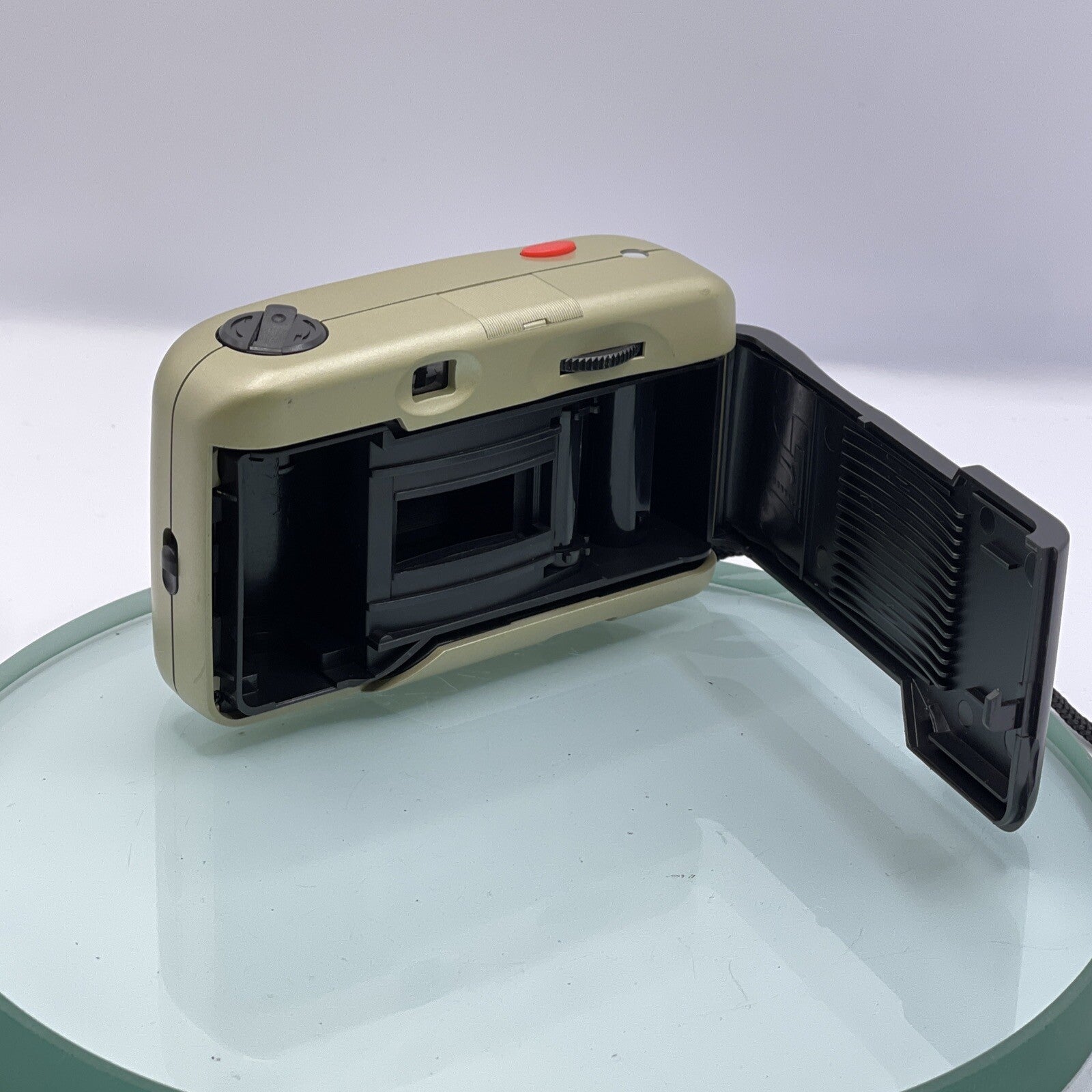 Vivitar IC 101 Panorama 35mm Compact Film Camera with box Excellent Condi# 6365