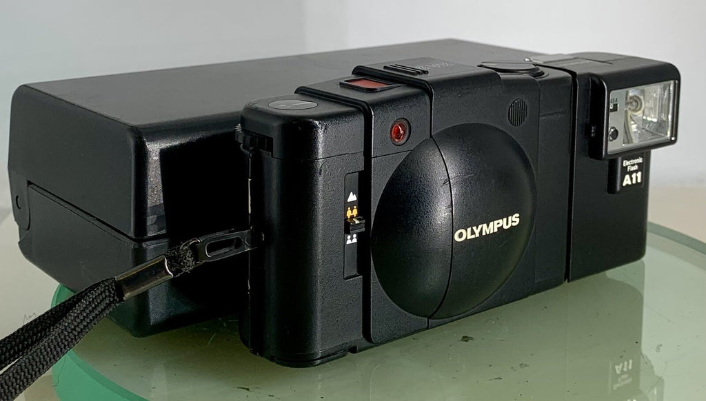 OLYMPUS XA2 Electronic Flash A11 D.ZUIKO 35mm f3.5 Point & Shoot+ Case   #3050