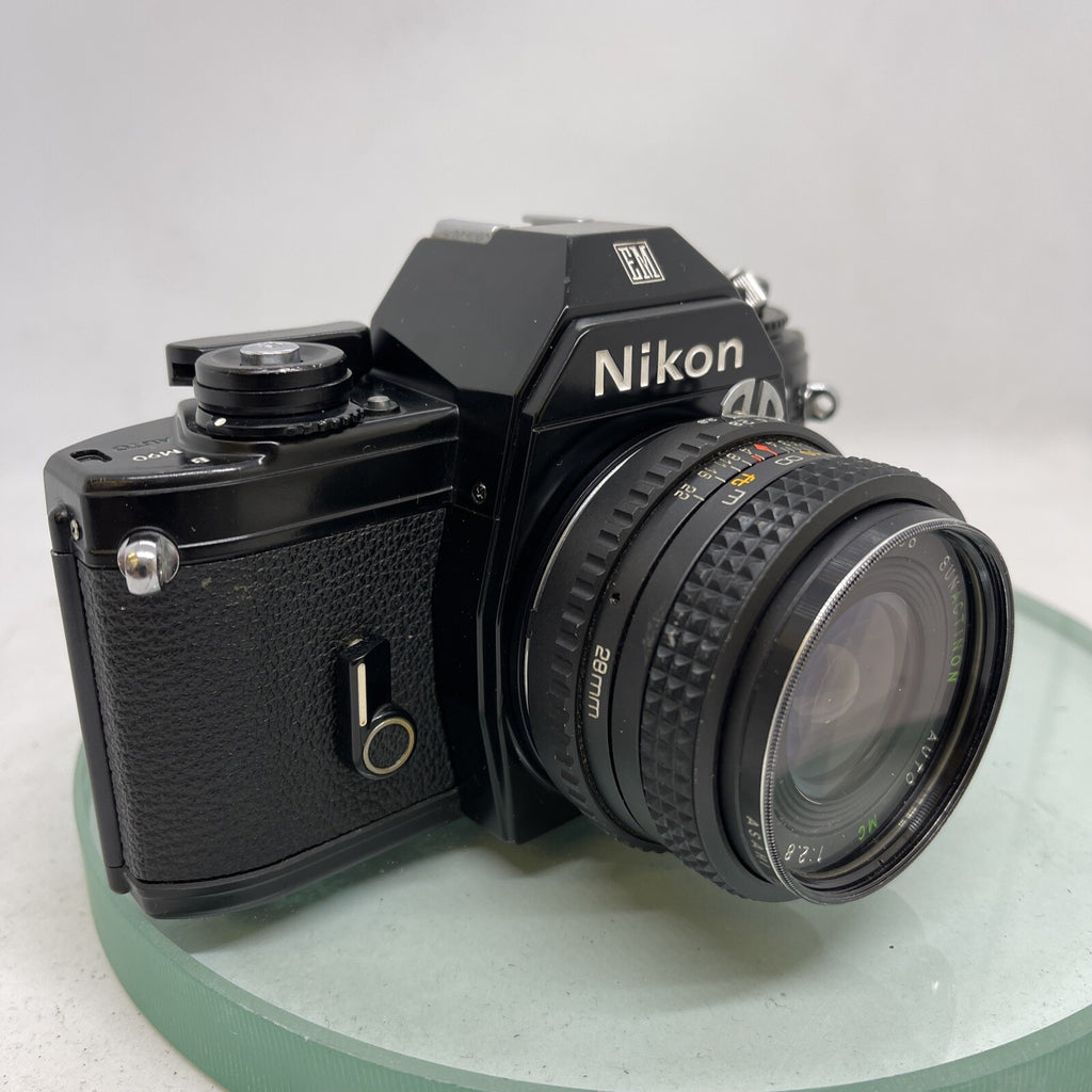 Nikon EM SLR 35mm Film Camera + 28mm 1:2.8 Lens (SUNACTION AUTO) TESTED 163