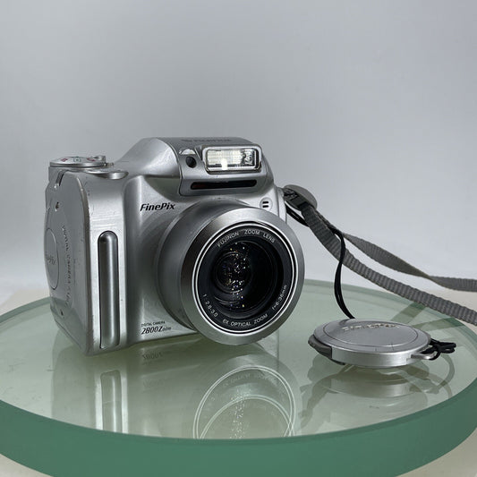 Fujifilm FinePix 2800 Zoom 2.0MP Compact Digital Camera Silver Tested #8340