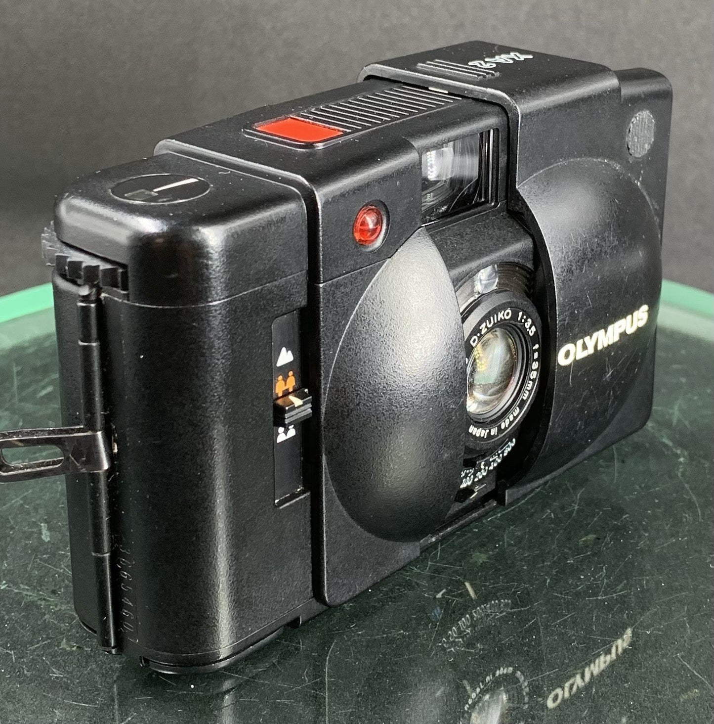 OLYMPUS XA2 COMPACT CULT D.ZUIKO 35mm f3.5 POINT&SHOOT CAMERA TESTED {SERVICED}2