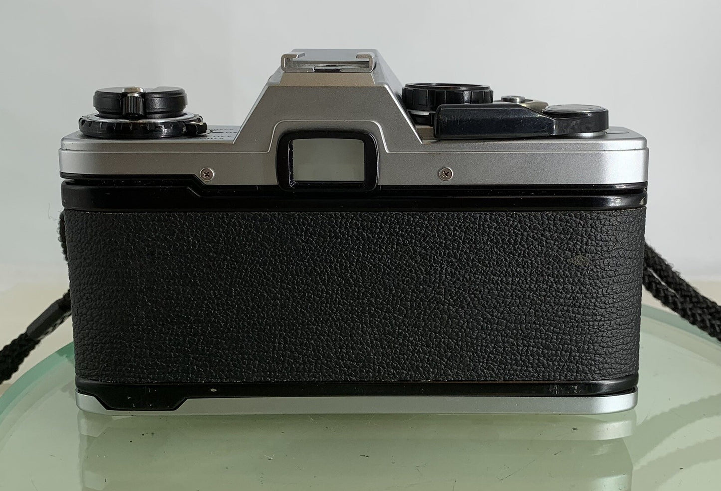 Olympus OM10 35mm Film SLR Manual Camera +Olympus 50/1.8 MC Zuiko Lens TESTED1854