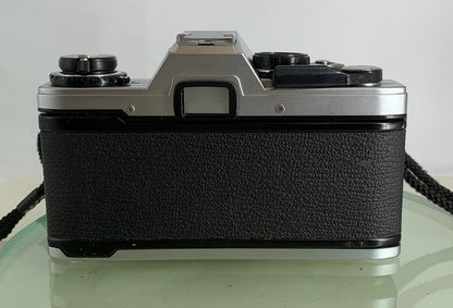 Olympus OM10 35mm Film SLR Manual Camera +Olympus 50/1.8 MC Zuiko Lens TESTED1854
