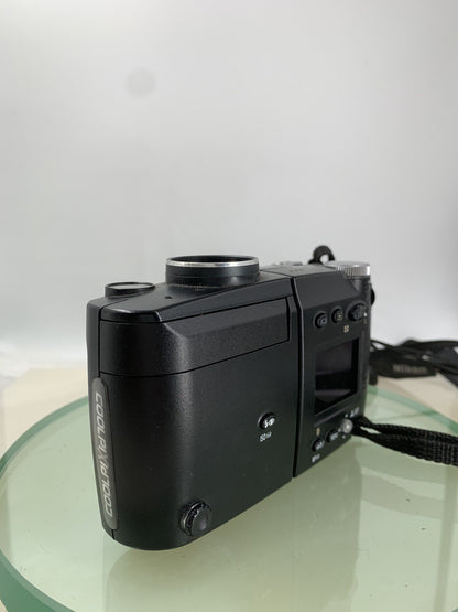 Nikon DigitalCamera Coolpix 4500 4.0MP BLACK 128MB CARD NO CHARGER TESTED - 6945