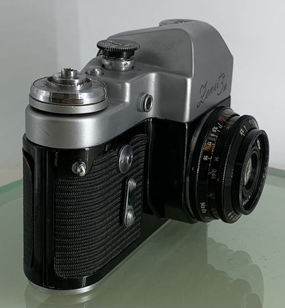 USSR Vintage Film Rangefinder Camera ZENITH 3M & INDUSTAR 50 F/3.5. M39 Mount1522