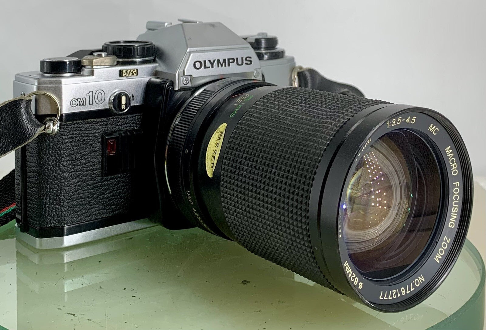 Olympus OM10 35mm SLR Film Camera +Vivitar  28-85mm Lens TESTED / WORKING #3100