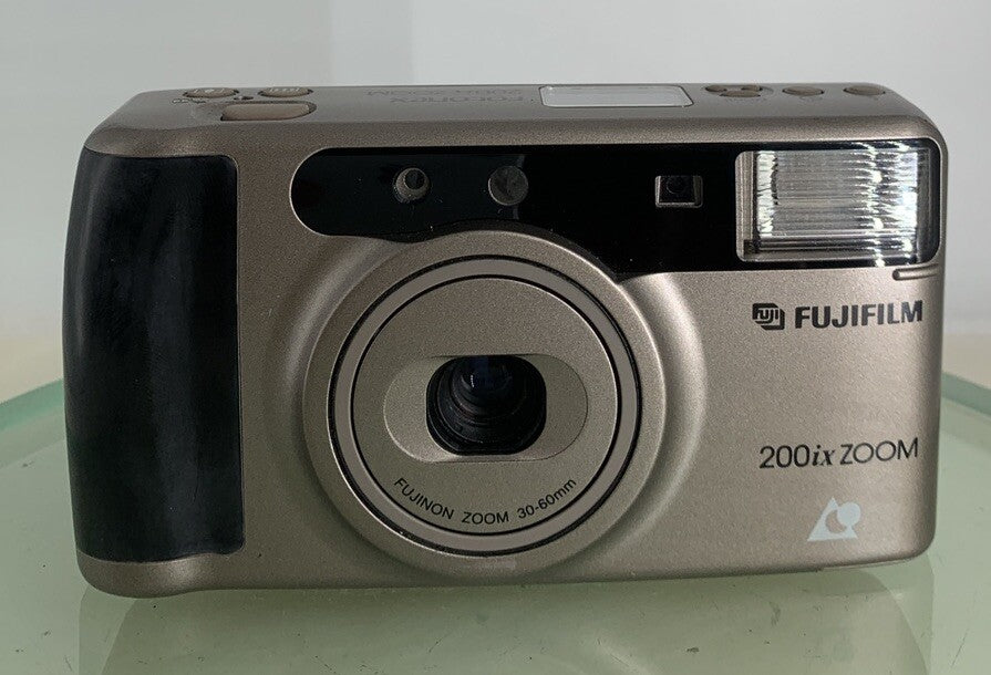FujiFilm Fotonex 200ix Zoom POINT AND SHOOT FILM CAMERA SILVER TESTED - 8421