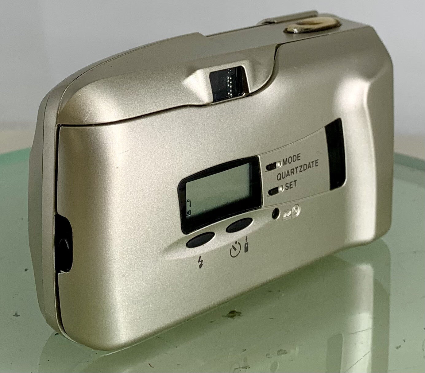 Olympus MJU II 35mm ALL WEATHER FILM CAMERA GOLDEN WITH COVER TESTED - 3195