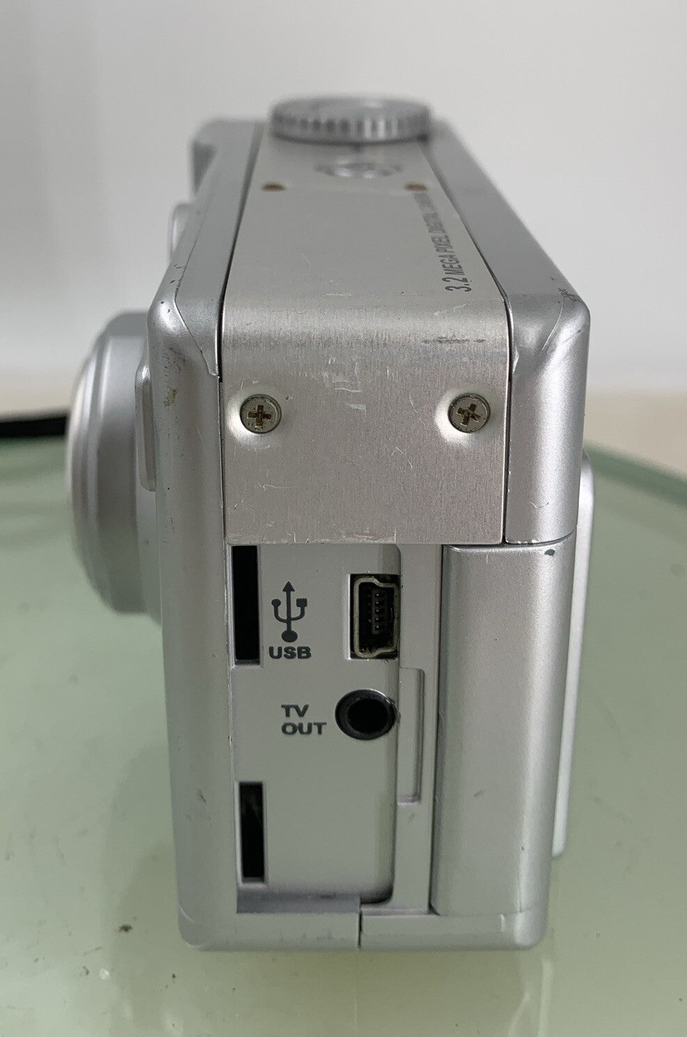Polaroid COMPACT DIGITAL CAMERA PDC 3035 3.2MP NO CHARGER SILVER TESTED - 1323
