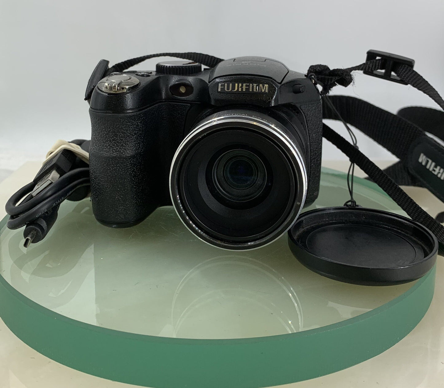 Fujifilm FinePix S1600 12.2MP COMPACT DIGITAL CAMERA BLACK + WIRE TESTED - 9250