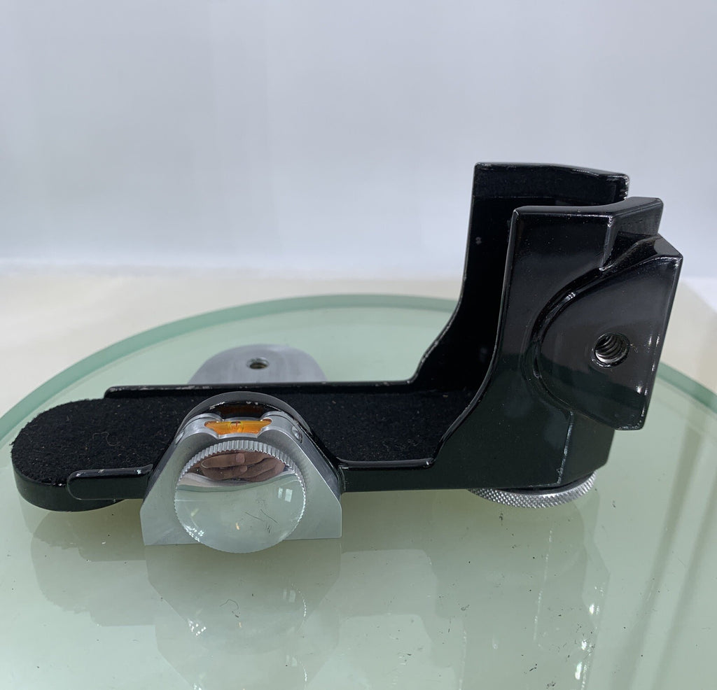 Canon Camera Holder for Early Rangefinders ( Leica II and III based) w/ Case 8202
