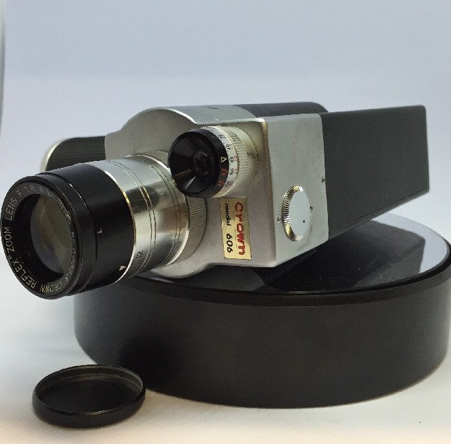Vintage Crown 8 Model EZS 8mm Movie Camera with case & extras 2