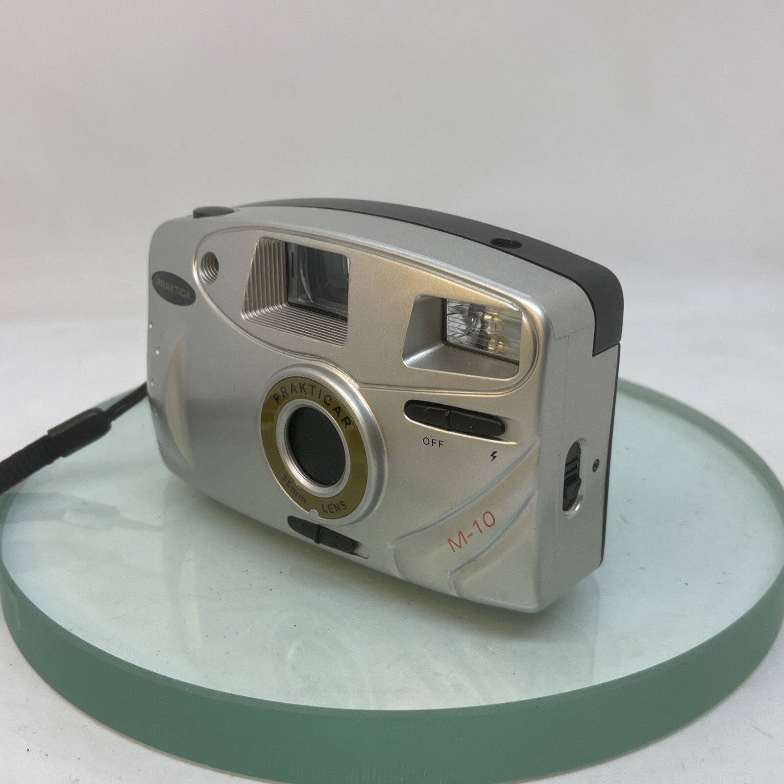 Vintage Praktica M-10 Vintage 35mm Camera, Tested, Comes with case #5262