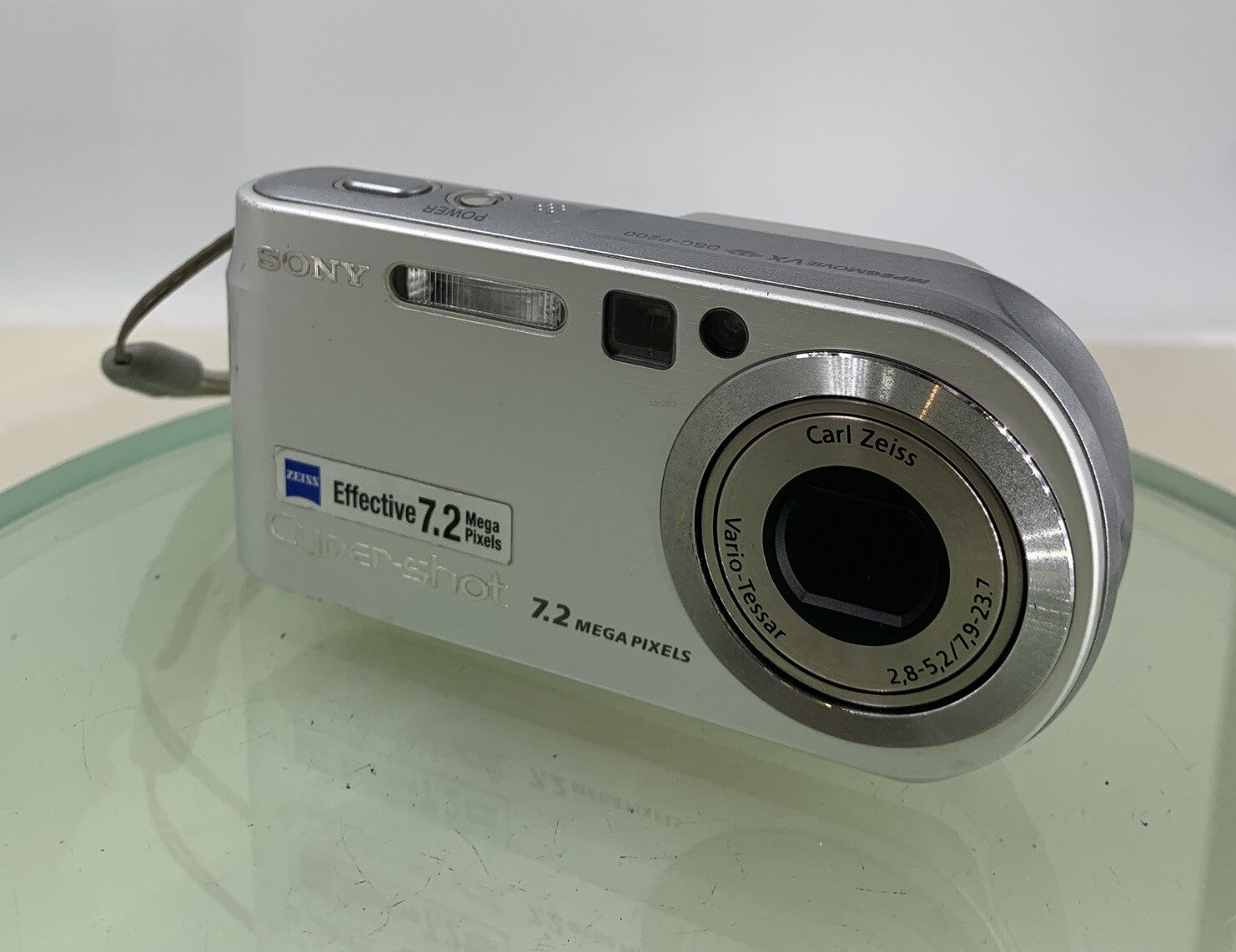 Sony Cyber-Shot DSC-P200 7.2MP Digital Camera WITH 512MB SD CARD TESTED - 9081