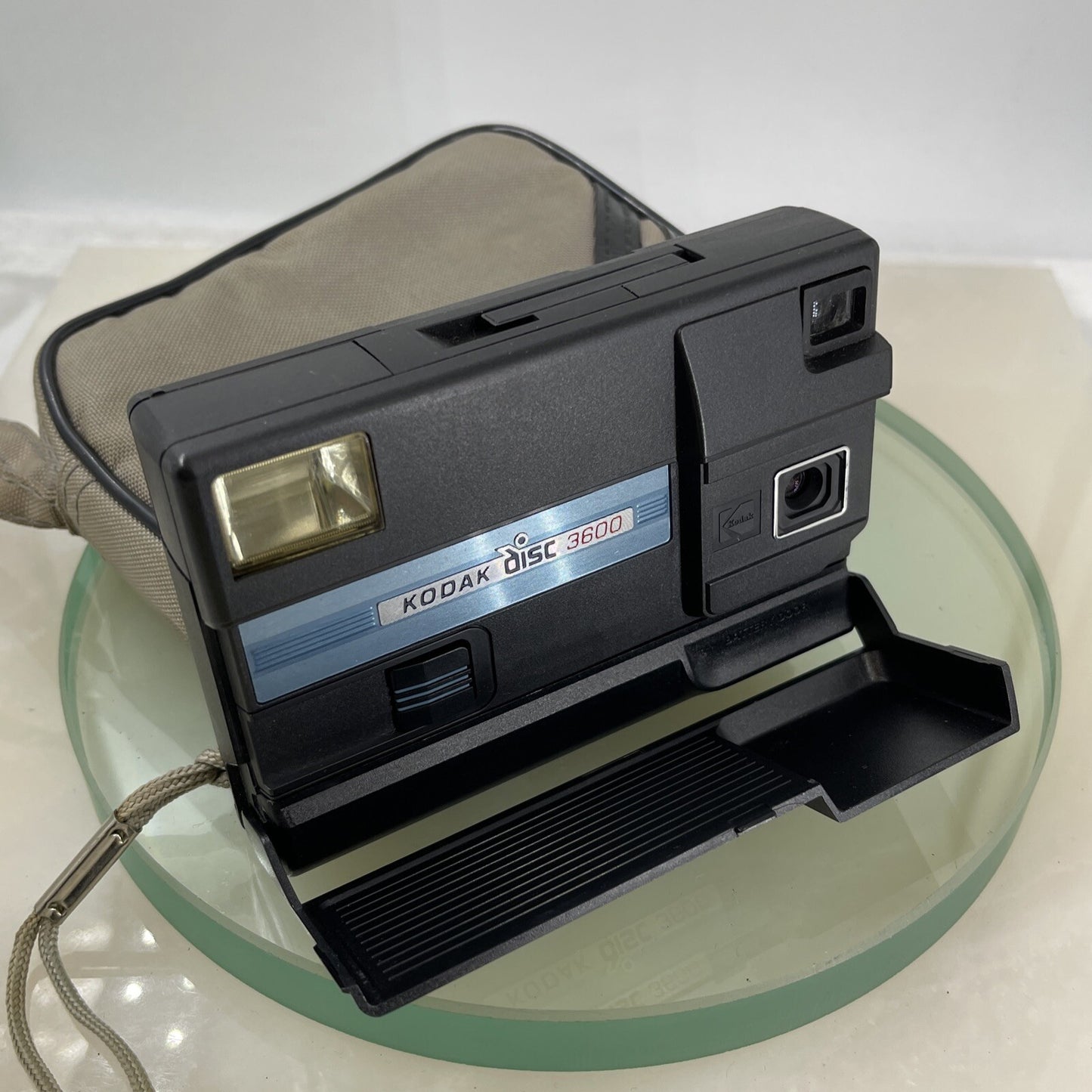 Kodak Tele Disc Camera 3600 VINTAGE CAMERA CASE GOOD CONDITION #5671