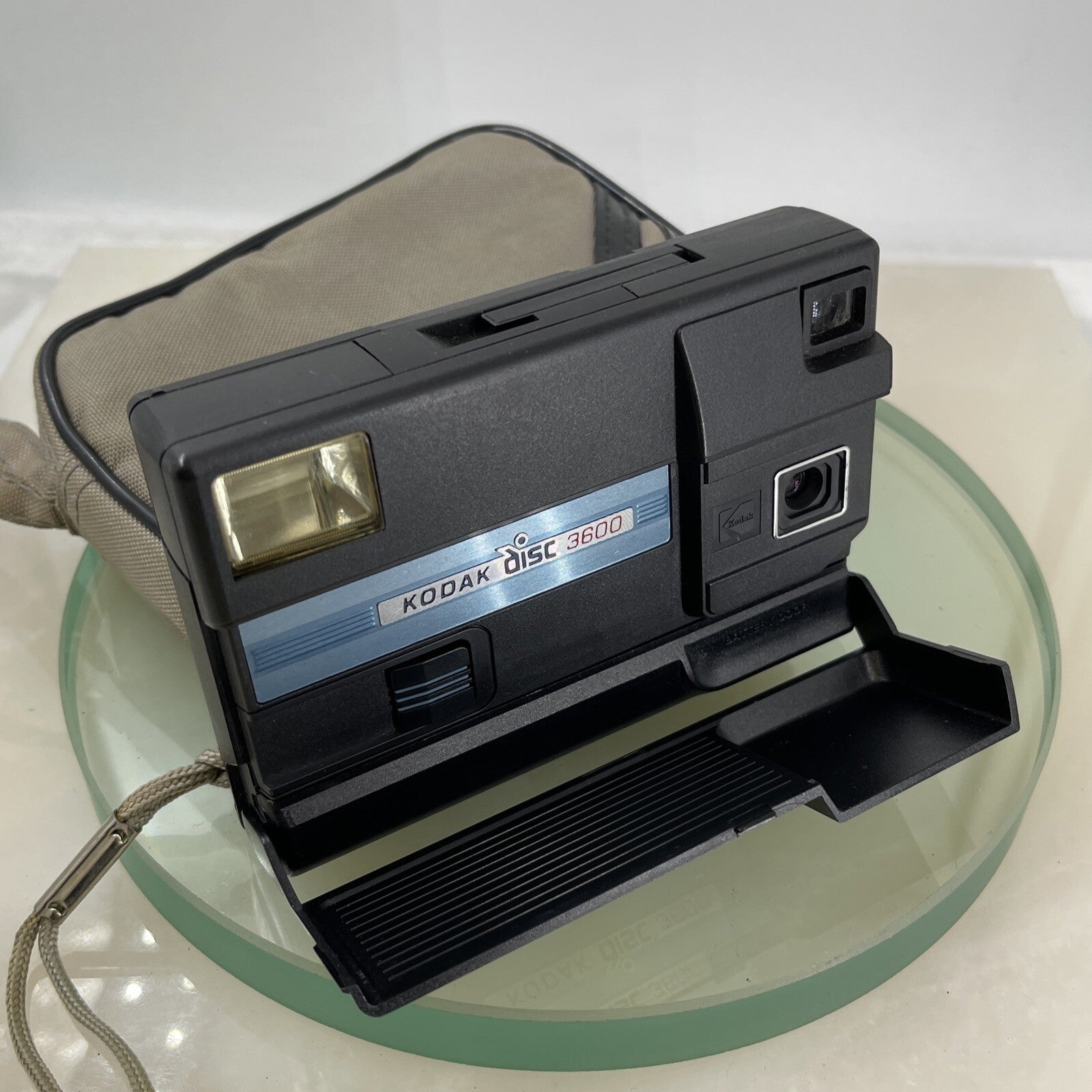 Kodak Tele Disc Camera 3600 VINTAGE CAMERA CASE GOOD CONDITION #5671