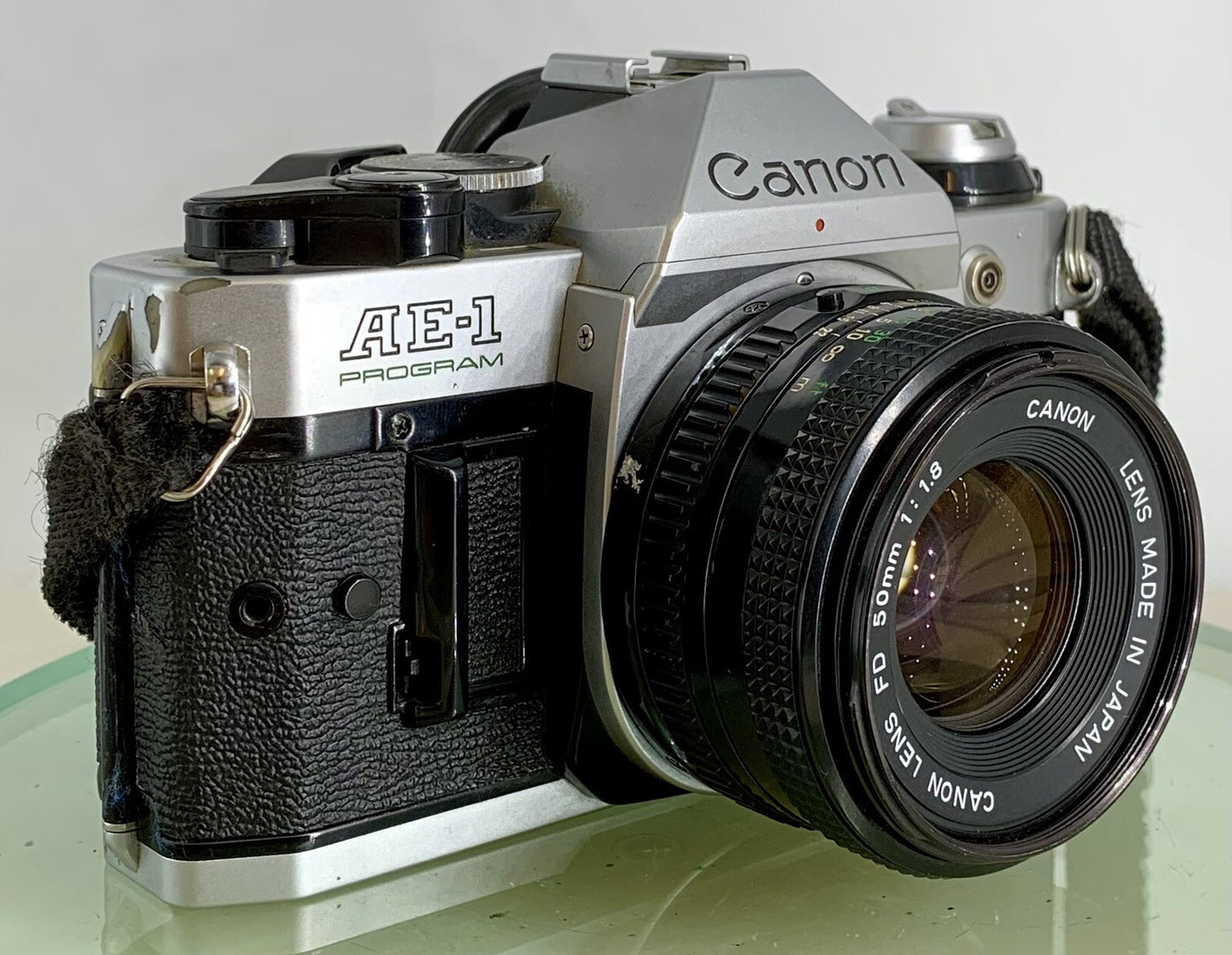 Canon AE-1 Program 35mm SLR Film Manual Camera + Canon 50mm F/1.8 FD Lens +# 1440