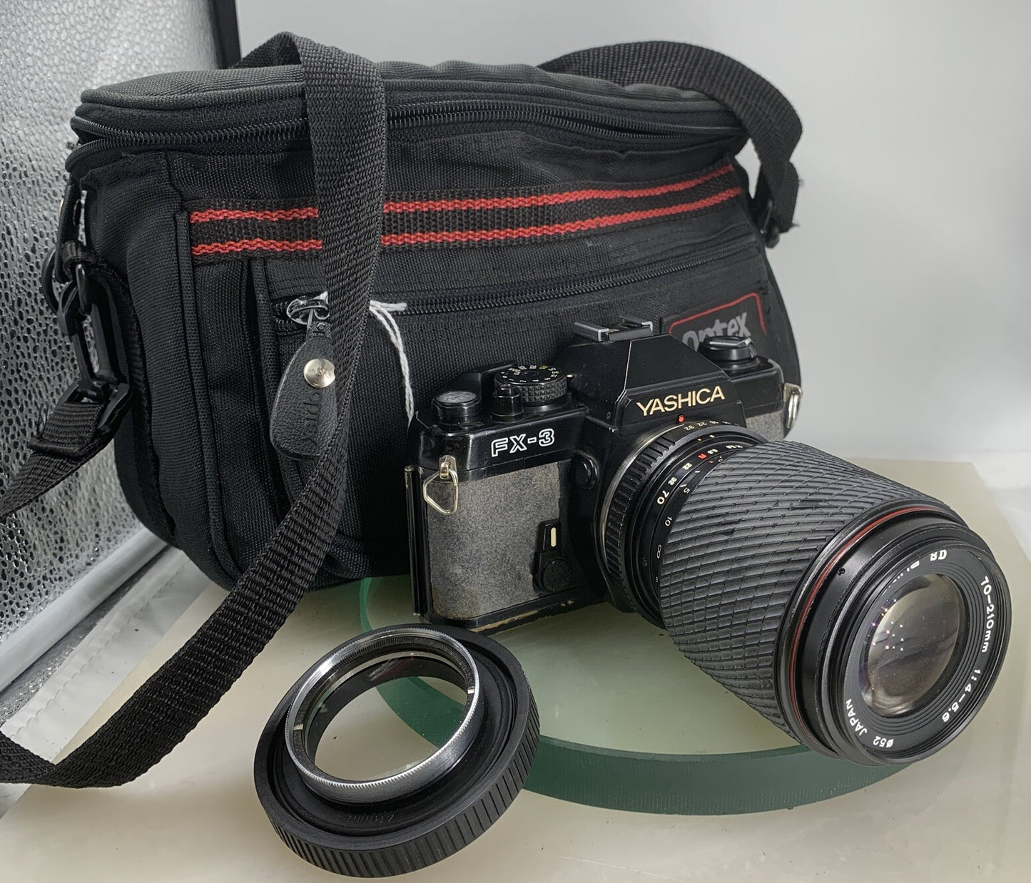 YASHICA FX-3 SUPER 2000 VINTAGE FILM CAMERA BLACK 70-210mm +BAG TESTED - 2090