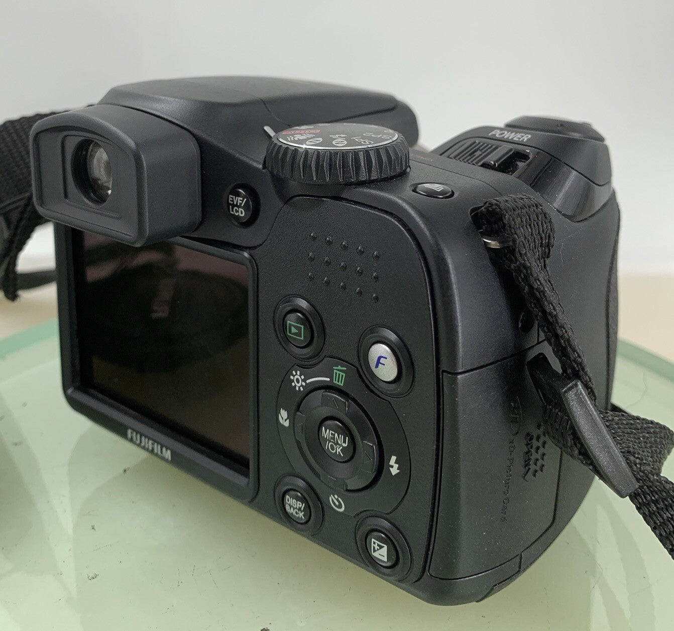 Fujifilm FinePix S5800 COMPACT DIGITAL CAMERA BLACK NOCARD NOCHARGER TESTED - 326