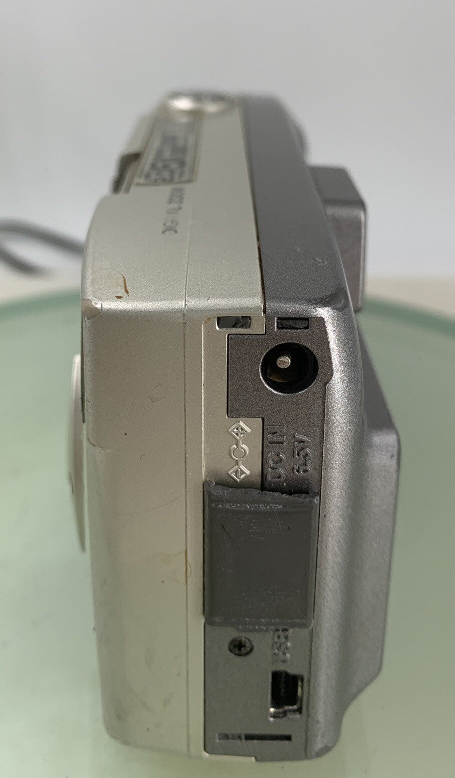 Olympus Camedia D-380 2MP Digital Compact Camera SILVER NO CHARGER - TESTED - 93