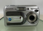 Vintage Fujifilm FinePix Digital Camera A330 3.2MP DOTS ON SCREEN TESTED - 1601