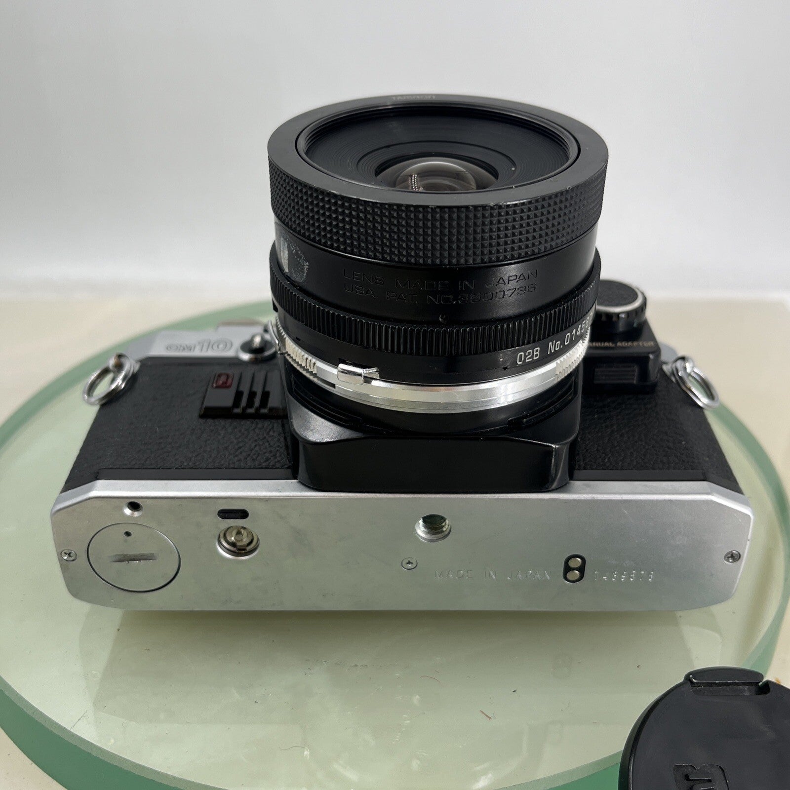 Olympus OM10 35mm SLR Film Camera + 28mm f2.5 Tamron  Lens and Manual Adapter9038