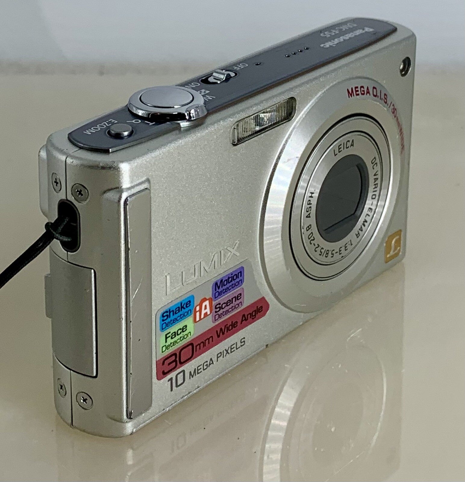 Panasonic LUMIX DMC-FS5 10.1MP Digital Camera + Silver + Charger + Tested - 5552