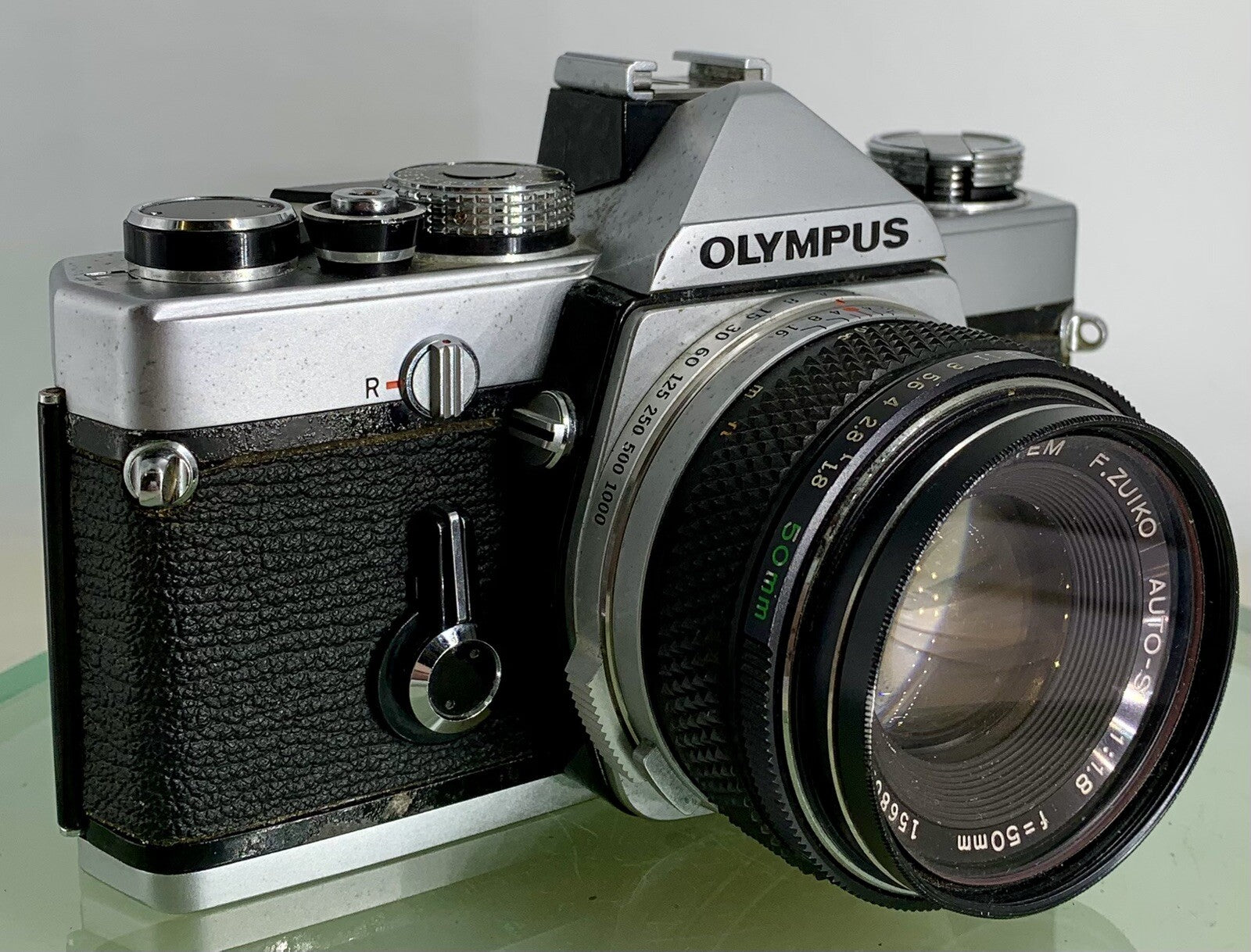 Olympus OM-1 MD 35mm SLR Film Camera &  Olympus ZUIKO  50mm f1.8 Lens- TESTED3560