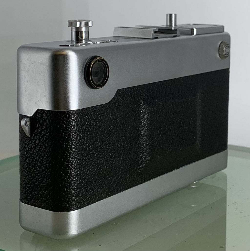 Voigtlander Vitessa T 35 mm Rangefinder film Camera Lens COLOR-SKOPAR 1:2.8 / 505