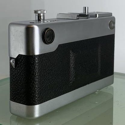 Voigtlander Vitessa T 35 mm Rangefinder film Camera Lens COLOR-SKOPAR 1:2.8 / 505