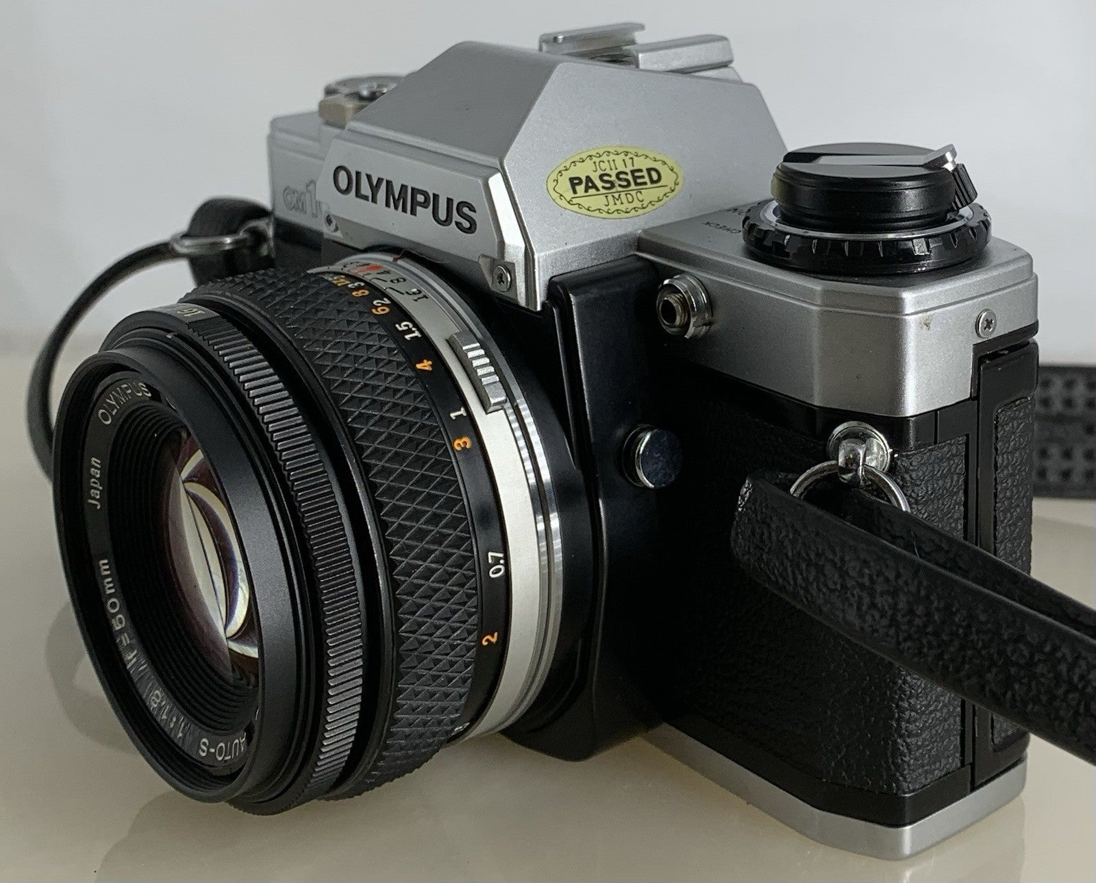 Olympus OM10 35mm Film SLR Manual Camera + Olympus 50mm f/1:1.8 MC + Case #1366