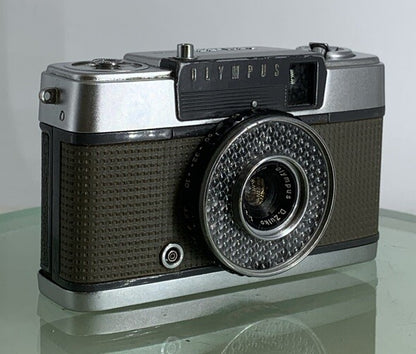 Olympus PEN EE 35mm Vintage film camera fully working Point & shoot 244249 #2430