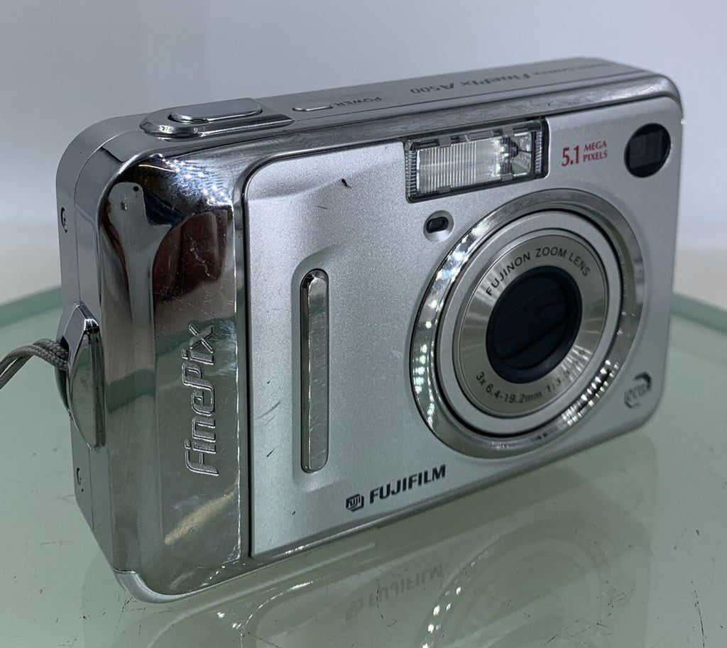 Fujifilm FinePix Digital Camera A500 5.1MP SILVER NOCARD NO CHARGER TESTED - 5750