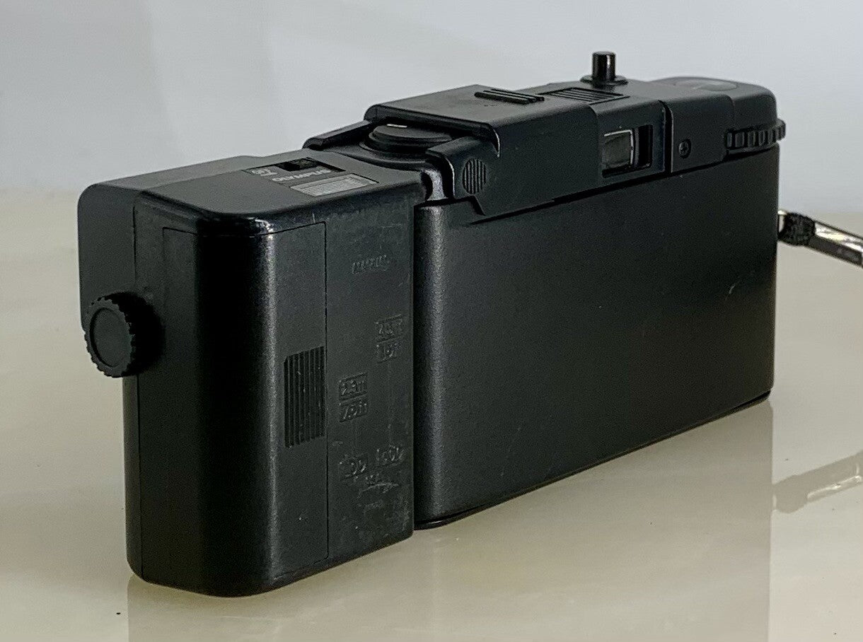 Olympus XA 1 35mm point and shoot Film Camera VGC Working Order Lomo Retro #655
