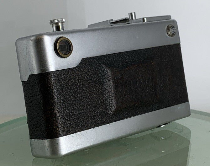 Voigtlander Vitessa T 35 mm Rangefinder film Camera Lens COLOR-SKOPAR 1:2.8 / 504
