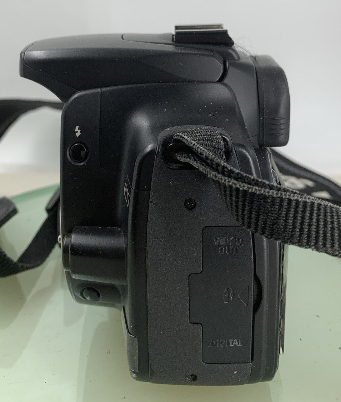 CANON EOS 400D DIGITAL SLR CAMERA BODY BLACK WITH CHARGER 4GB CARD TESTED - 1523