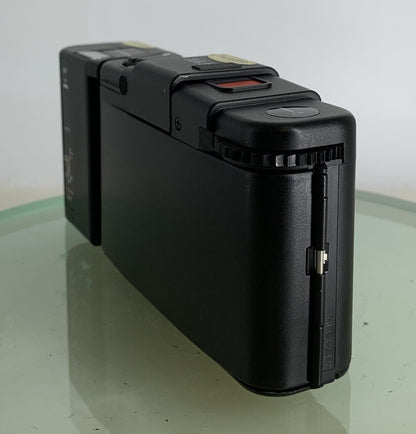 OLYMPUS XA2 Electronic Flash A11 D.ZUIKO 35mm f3.5 POINT & SHOOT CAMERA Case#1863