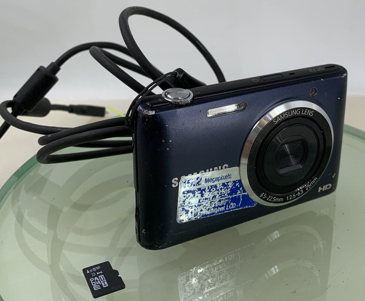 Samsung Digital Camera ST72 Blue + 16GB Memory Card AND WIRE- Tested - 9860